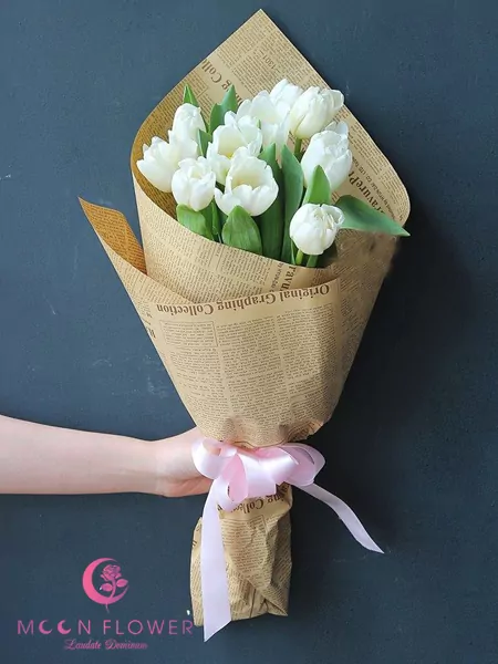 Bó hoa chúc mừng hoa tulip TRẮNG