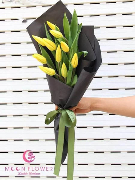 Bó hoa chúc mừng hoa tulip TRẮNG