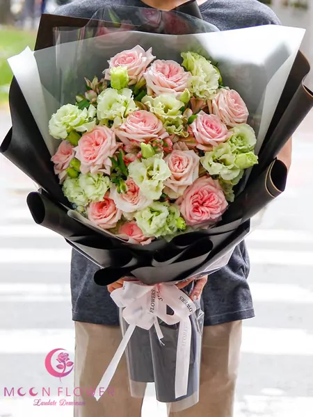 Bó hoa chúc mừng hồng pink OHARA cát tường xanh