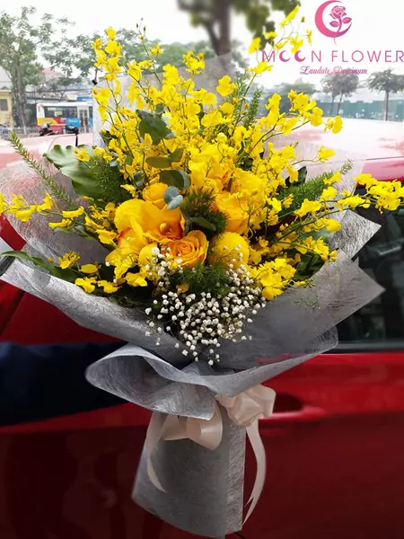 Bó hoa chúc mừng sinh nhật hoa lan vũ nữ