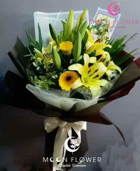 Bó hoa tặng sinh nhật hoa ly vàng