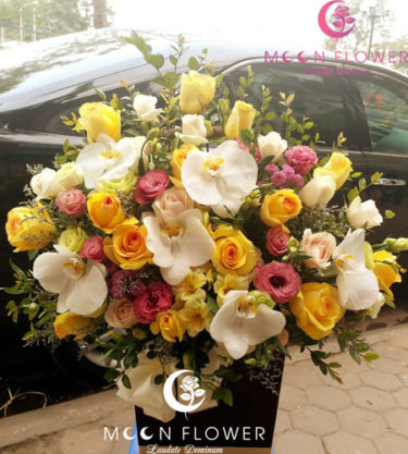 Giỏ hoa mừng sinh nhật tại Hà Nội màu vàng
