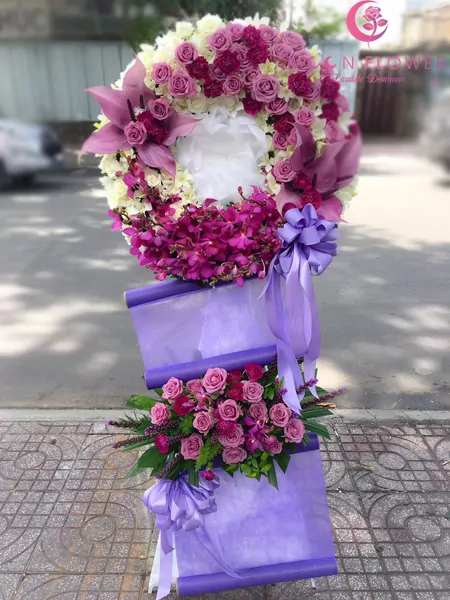 Vòng hoa chia buồn - Thiên đường