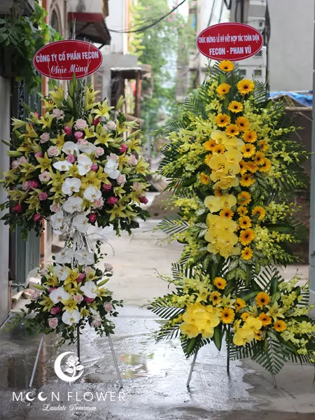 lang-hoa-chuc-mung-khai-truong-dep-tai-ha-noi