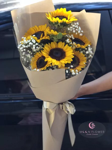 Bó hoa hướng dương ngày Valentine