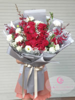 Bó hoa tình thân tặng ngày 20/10 hoa hồng nhập