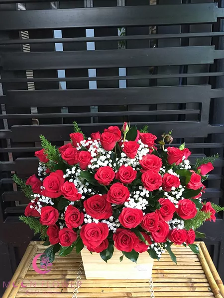 Giỏ hoa hồng đỏ Đà Lạt ngày Valentine