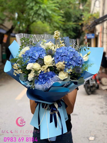 Bó hoa cẩm tú cầu xanh dương - Em là mặt trời