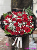 Bó hoa hồng đỏ nhập Valentine - Yêu em bằng cả trái tim