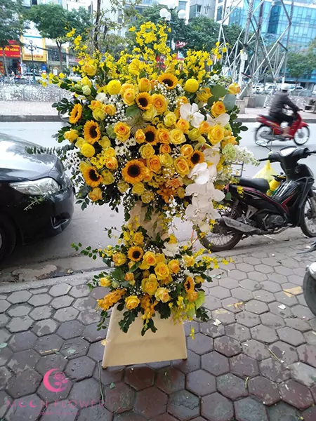 Kệ hoa chúc mừng kỷ niệm ngày thành lập công ty - Phú Qúy