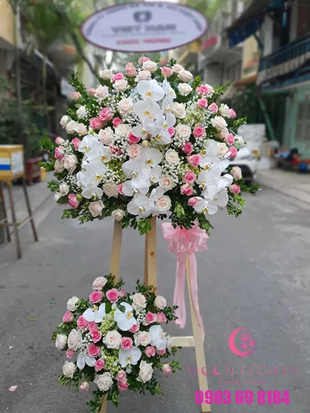 lang-hoa-chuc-mung-khai-truong-dep-tai-ha-noi-1