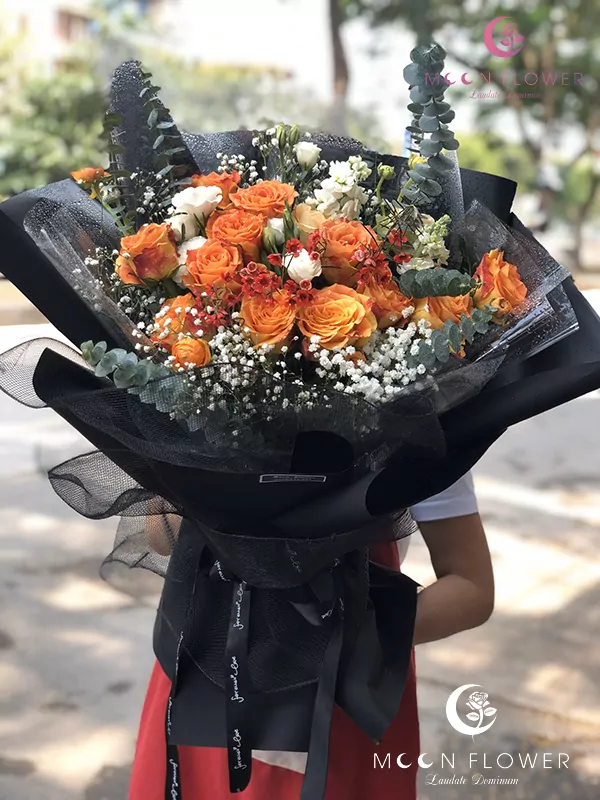 Bó hoa chúc mừng sinh nhật đẹp hồng cam mạnh mẽ