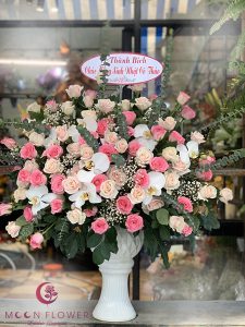 Bình hoa tặng 20 tháng 10 hồng sen hồng phấn - Ngọt Ngào