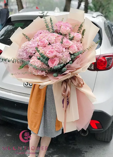 Bó hoa cẩm tú cầu hồng nhập - Cầu Hôn
