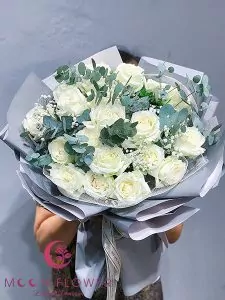 Bó hoa chúc mừng ngày 20/10 hồng trắng - Tôn Vinh