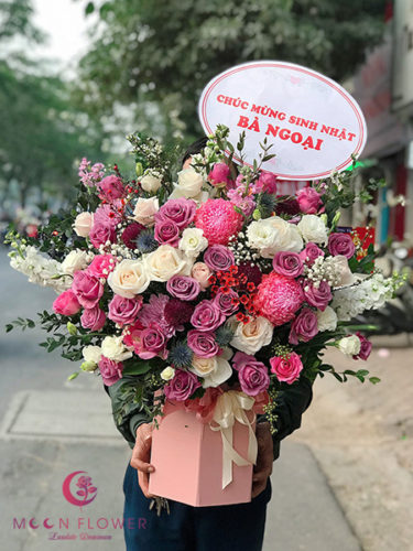 Giỏ hoa tặng sinh nhật - Cao Quý