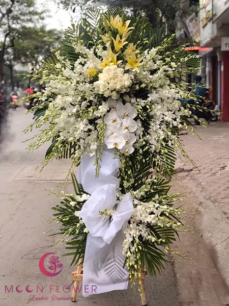 Vòng hoa đám tang - Hy Vọng