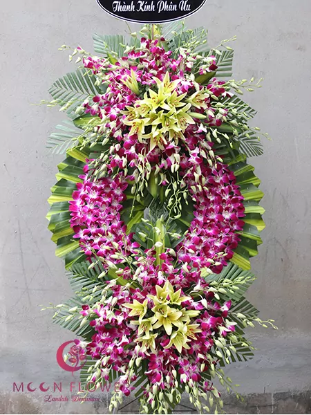 Vòng hoa phúng điếu - Thương Nhớ