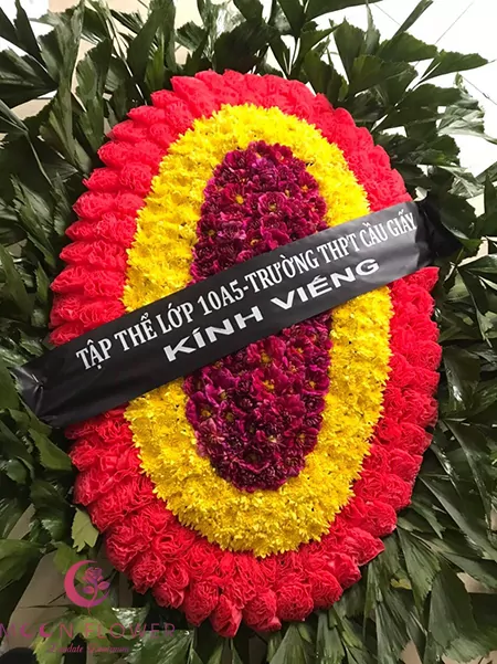 Vòng hoa truyền thống - An Nghỉ
