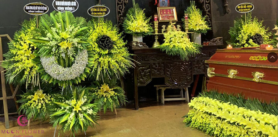 Cửa hàng vòng hoa nhà tang lễ Cầu Giấy Trần Vỹ giá rẻ
