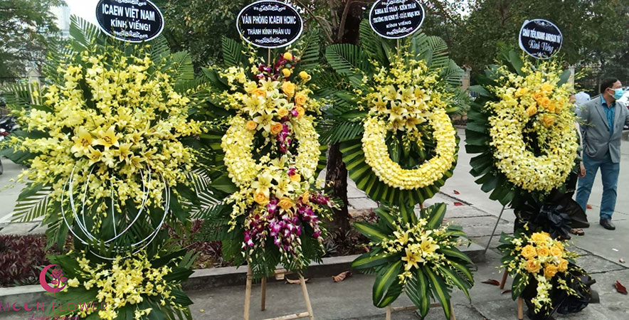 Mua vòng hoa tang lễ tại Hà Đông giao nhanh giá rẻ đẹp nhất