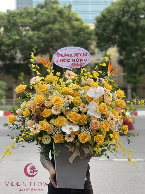 Giỏ hoa chúc mừng - Niềm vui