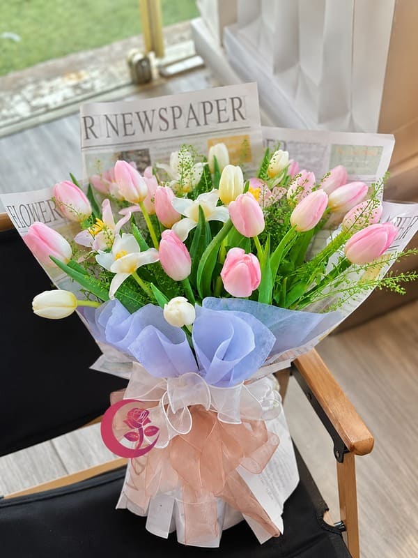 Bó hoa tặng sinh nhật -Tulip Dream mang vẻ đẹp thanh lịch tinh khiết