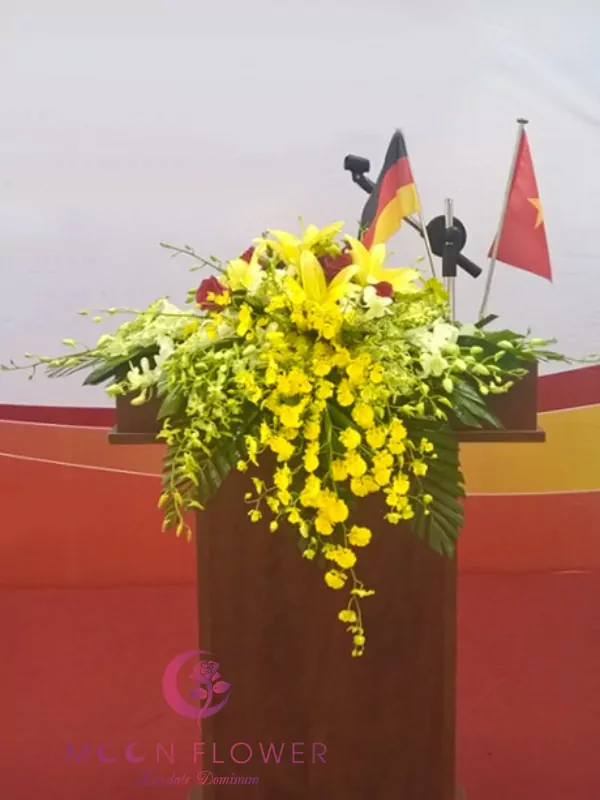 Hoa bục phát biểu – Phong cách