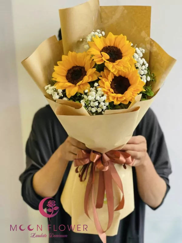 Bó hoa tặng hội nghị - Đoàn Kết