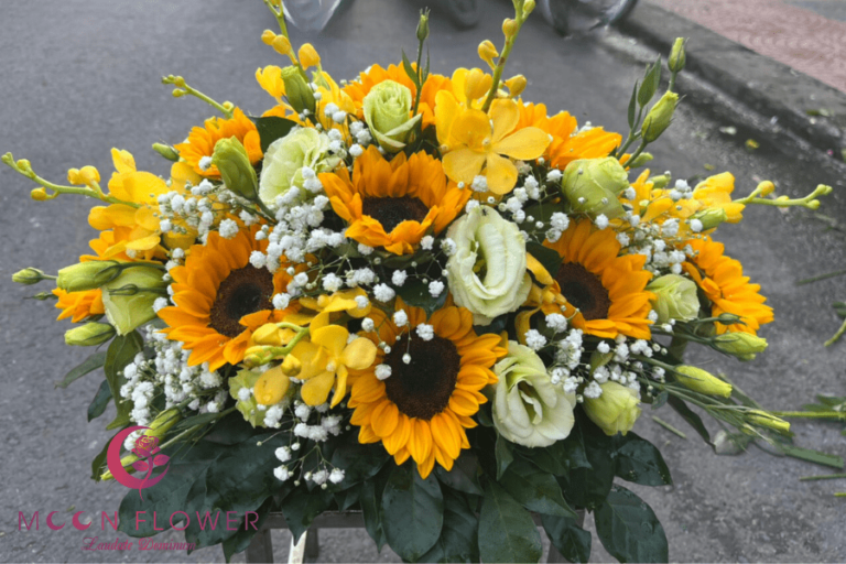 Hoa để bàn hội nghị - Thành Công