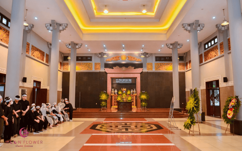 Đặt vòng hoa đám tang Cầu Giấy