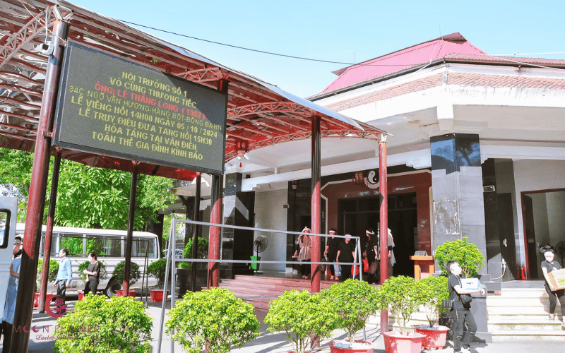 Khuôn viên nhà tang lễ Thanh Nhàn trang trọng, tiện nghi