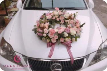 Hoa trên xe (SET15) Hoa trang trí xe cưới hình tròn - Hòa Hợp