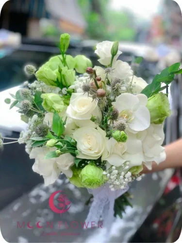 Hoa cầm tay (SET41) Xe hoa cưới mầu trắng xanh - Chân Thành