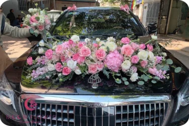 Hoa trên xe (SET48) Hoa trang trí xe cưới mầu hồng thắm - Thấu Hiểu Nhau
