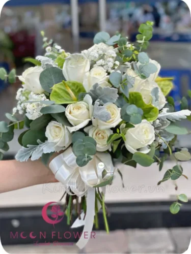 Hoa cô dâu (SET52) Hoa xe cưới mầu trắng dạng dải - Ưng Ý