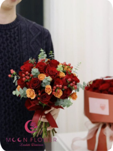 Hoa cầm tay cô dâu (SET53) Xe hoa cưới hồng đỏ cam - Niềm Vui Chung