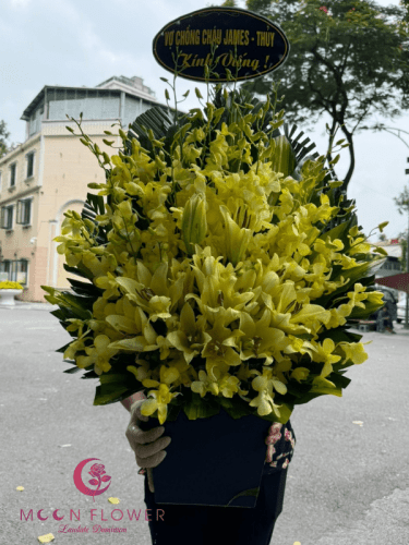 Lẵng hoa đám tang - Sự Tái Sinh