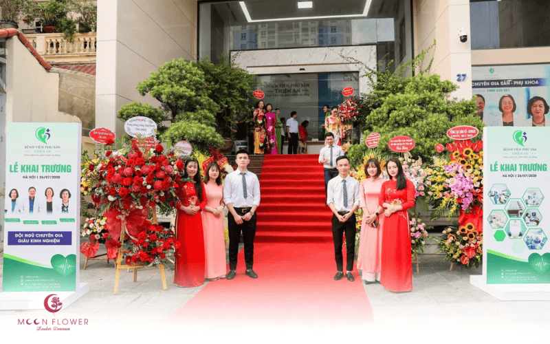 Đặt hoa mừng khai trương Bệnh viện hoa cúc Mẫu Đơn sang trọng
