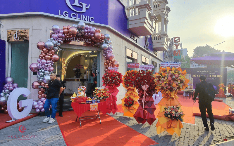 Lãng hoa khai trương cửa hàng tại TP HCM