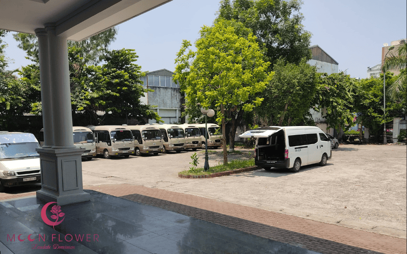 Khuôn viên Nhà tang lễ tại Long Biên