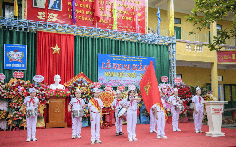 Hình ảnh hoa chúc mừng khai giảng năm học mới