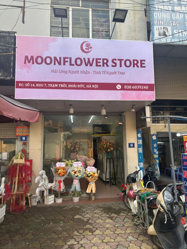 Mặt tiền của MoonFlower Store chi nhánh Hoài Đức