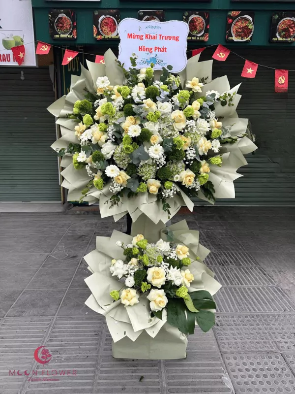 Lãng hoa mừng khai trương - Mở Tầm Nhìn(3)